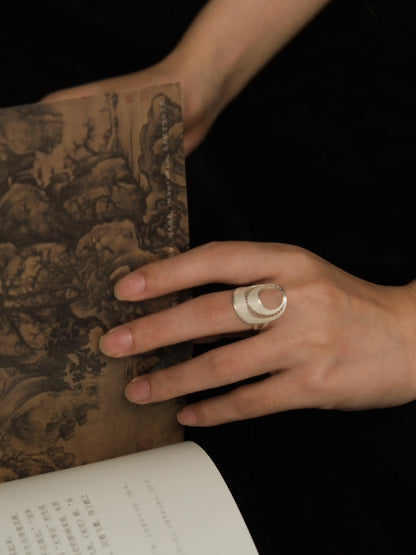 Moon Phases Filigree Ring